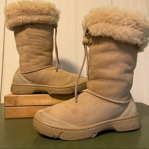 UGG #5250 Tall Fold Down Drawstring Boots